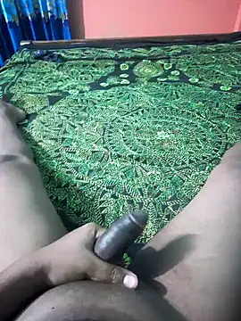 Snapshot of zakly69 chatting on February 4, 2025, 4:39 pm zakly69 online show from February 4, 2025, 4:39 pm