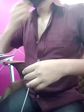 Snapshot of zakly69 chatting on November 2, 2025, 8:17 am zakly69 online show from November 2, 2025, 8:17 am