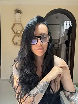 AndreaValencia online show from June 29, 2026, 9:37 pm