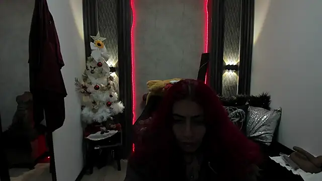 selene red  online show from January 10, 2025, 1:31 pm