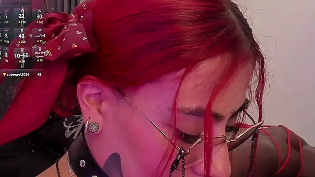 selene red  online show from January 21, 2025, 8:00 pm