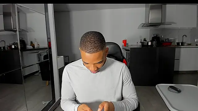 Snapshot of TROYWESLY- chatting on September 27, 2025, 11:54 pm TROYWESLY- online show from September 27, 2025, 11:54 pm