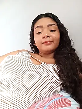 Snapshot of heleny901 chatting on December 20, 2025, 8:16 pm heleny901 online show from December 20, 2025, 8:16 pm