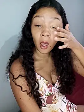 Snapshot of heleny901 chatting on December 22, 2025, 8:50 pm heleny901 online show from December 22, 2025, 8:50 pm