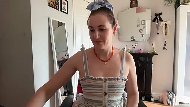 Littlelolo60 online show from June 23, 2026, 10:02 am