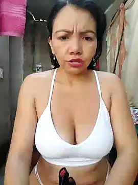 room 24funn online show from January 4, 2025, 2:46 pm