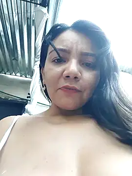 room 24funn online show from February 12, 2025, 10:15 pm