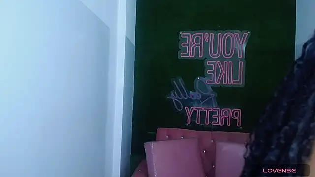 brenda a  online show from September 13, 2025, 1:00 pm