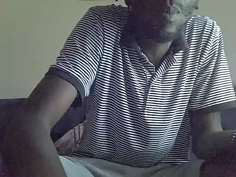 Delicious-D online show from October 8, 2025, 6:11 am