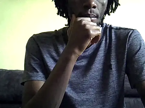 Snapshot of Delicious-D chatting on February 16, 2026, 7:37 am Delicious-D online show from February 16, 2026, 7:37 am