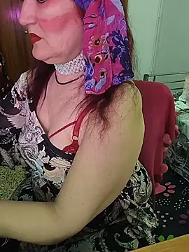 SabrinaXlovess online show from April 21, 2026, 4:12 pm