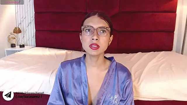 sara saenz99 online show from December 23, 2024, 10:44 pm