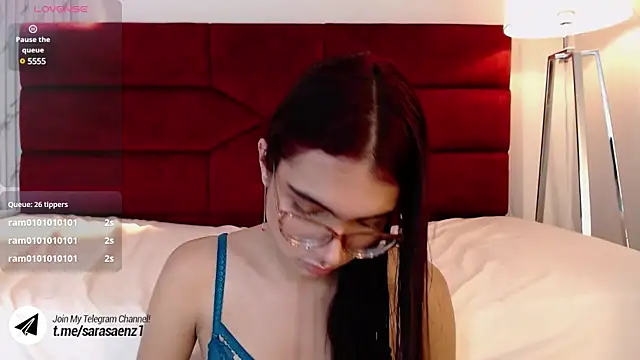 sara saenz99 online show from December 27, 2024, 10:37 pm