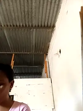 Snapshot of Andreita_95 chatting on September 20, 2025, 10:00 pm Andreita 95 online show from September 20, 2025, 10:00 pm