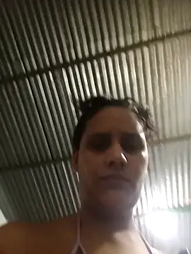 Snapshot of Andreita_95 chatting on September 23, 2025, 11:19 pm Andreita 95 online show from September 23, 2025, 11:19 pm