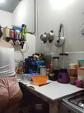 Andreita 95 online show from August 3, 2026, 1:27 pm