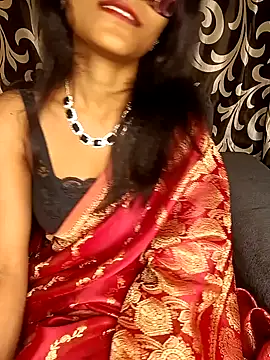 Snapshot of REVA_DARLING chatting on December 15, 2024, 10:50 am REVA DARLING online show from December 15, 2024, 10:50 am