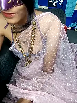 Snapshot of REVA_DARLING chatting on March 6, 2025, 2:40 pm REVA DARLING online show from March 6, 2025, 2:40 pm