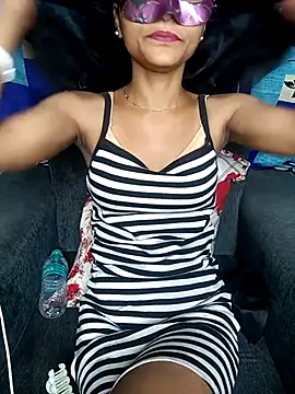 Snapshot of REVA_DARLING chatting on March 17, 2025, 3:07 pm REVA DARLING online show from March 17, 2025, 3:07 pm