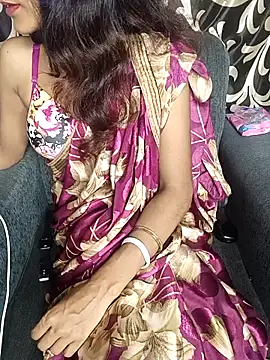 Snapshot of REVA_DARLING chatting on September 17, 2025, 6:26 am REVA DARLING online show from September 17, 2025, 6:26 am