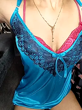 REVA DARLING online show from May 30, 2026, 7:05 am