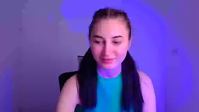 Jennifer Blum online show from December 5, 2024, 6:10 am