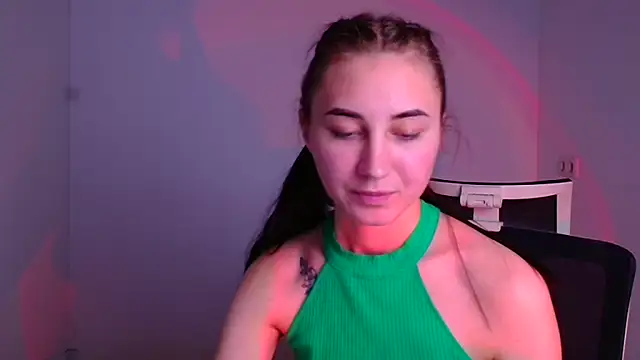 Jennifer Blum online show from December 5, 2024, 12:22 pm