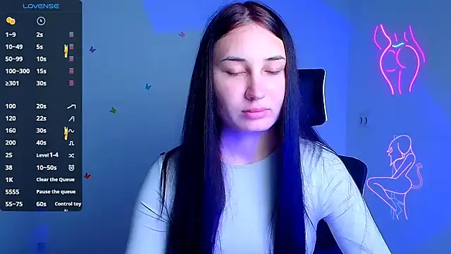 Jennifer Blum online show from October 3, 2025, 5:04 am