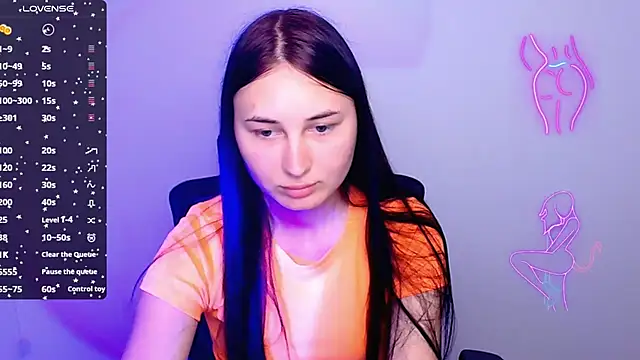 Jennifer Blum online show from October 4, 2025, 5:38 am