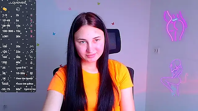 Jennifer Blum online show from October 8, 2025, 12:14 pm