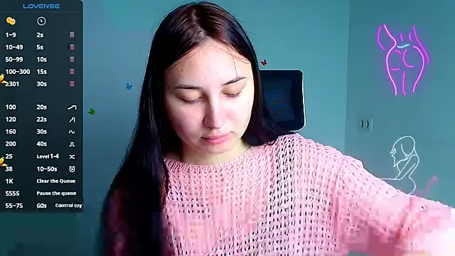 Jennifer Blum online show from October 13, 2025, 5:07 am