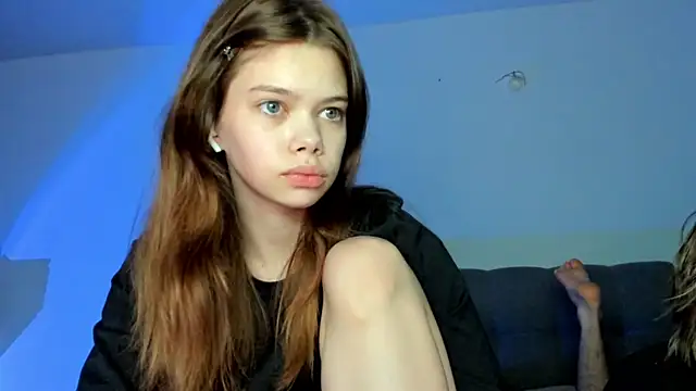 chansetolove online show from October 7, 2025, 8:06 pm