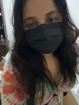 NOORA-GIRL online show from June 14, 2026, 2:35 am