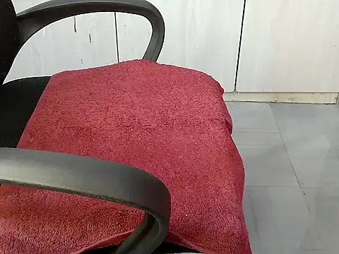 Destiny Desire online show from September 17, 2025, 10:33 pm