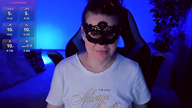 Snapshot of Sexy-Housewife chatting on October 28, 2025, 7:27 pm Sexy-Housewife online show from October 28, 2025, 7:27 pm