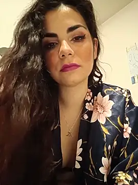 Saturnia Yvonne online show from December 6, 2024, 12:02 am