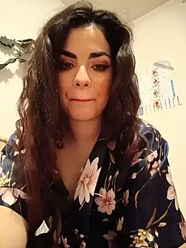 Saturnia Yvonne online show from February 23, 2025, 11:47 pm