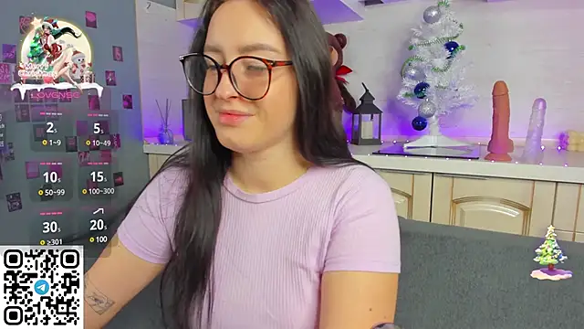 Snapshot of Kruela_Eva chatting on December 27, 2024, 11:42 pm Kruela Eva online show from December 27, 2024, 11:42 pm