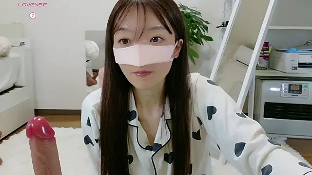 momochan88 online show from May 5, 2026, 12:02 pm