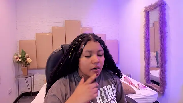 Snapshot of cherry_chel chatting on March 7, 2026, 8:06 pm cherry chel online show from March 7, 2026, 8:06 pm