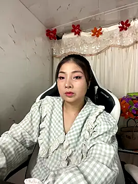 Snapshot of MiMi_0293 chatting on October 24, 2025, 2:13 pm MiMi 0293 online show from October 24, 2025, 2:13 pm