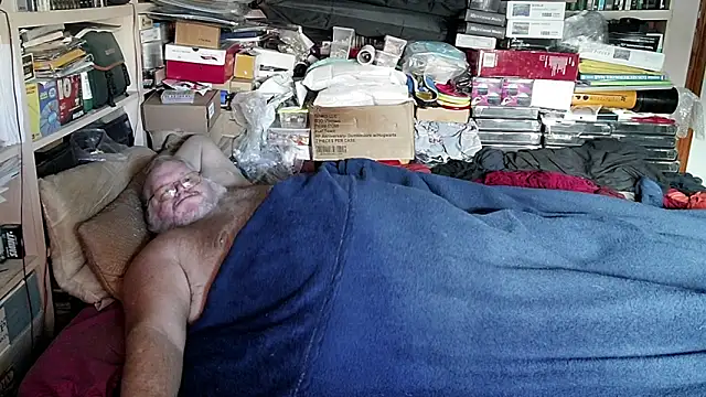 hadeszeuss2 online show from December 10, 2024, 2:39 pm