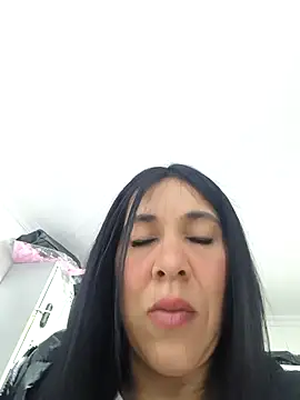 Snapshot of Camille_jhonson chatting on October 31, 2025, 8:48 am Camille jhonson online show from October 31, 2025, 8:48 am