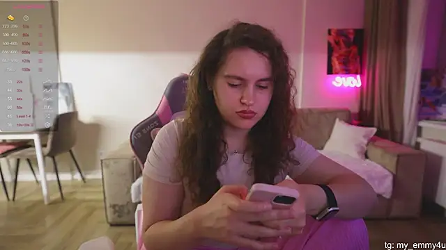 Snapshot of My_Emmy chatting on September 21, 2025, 8:21 pm My Emmy online show from September 21, 2025, 8:21 pm