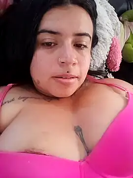 Devilsweet17 online show from December 13, 2024, 7:21 pm