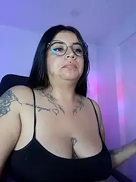 Devilsweet17 online show from February 2, 2025, 3:10 am