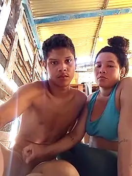 Snapshot of daniel_traviexxxo chatting on October 25, 2025, 1:40 pm daniel traviexxxo online show from October 25, 2025, 1:40 pm