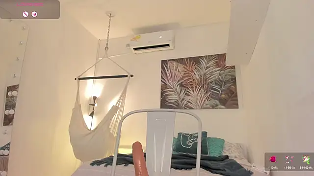 emma alice  online show from March 20, 2025, 5:36 pm