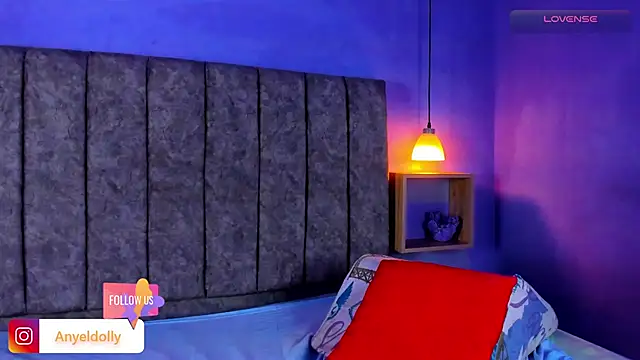 AnyellDolly online show from February 18, 2025, 2:16 am