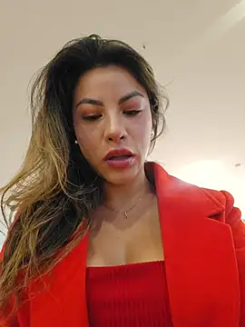 Karen San Miguel online show from March 2, 2026, 7:32 pm